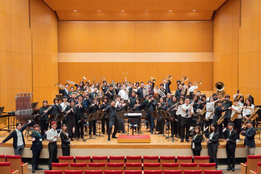 杉並くじら音楽団の演奏会での集合写真